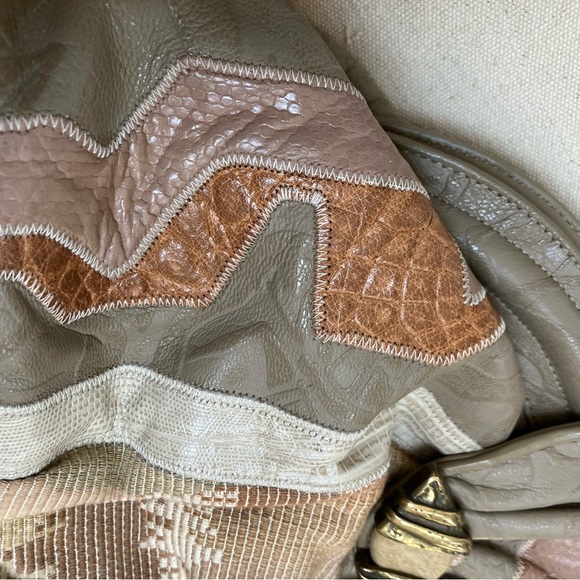 Beautiful leather,snakeskin,tapestry,& patchwork combo shoulder/crossbody/clutch - Picture 4 of 8